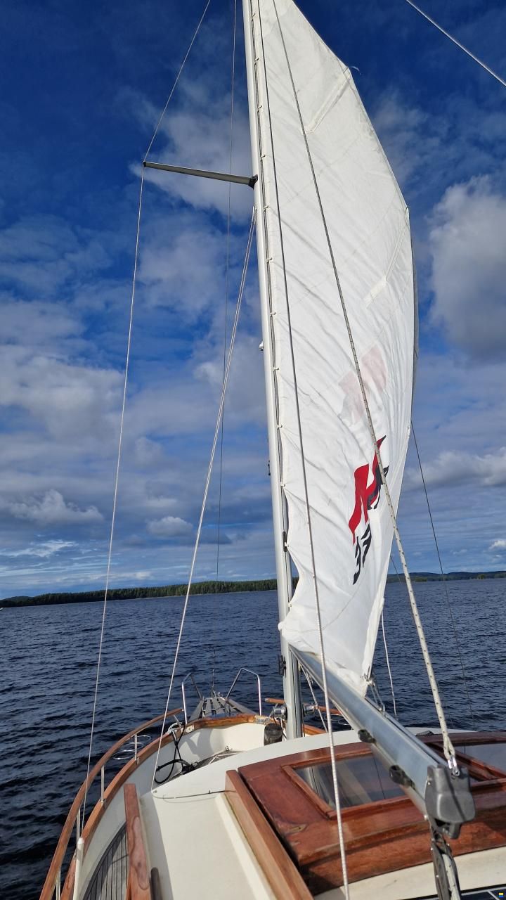 Nauticat 33