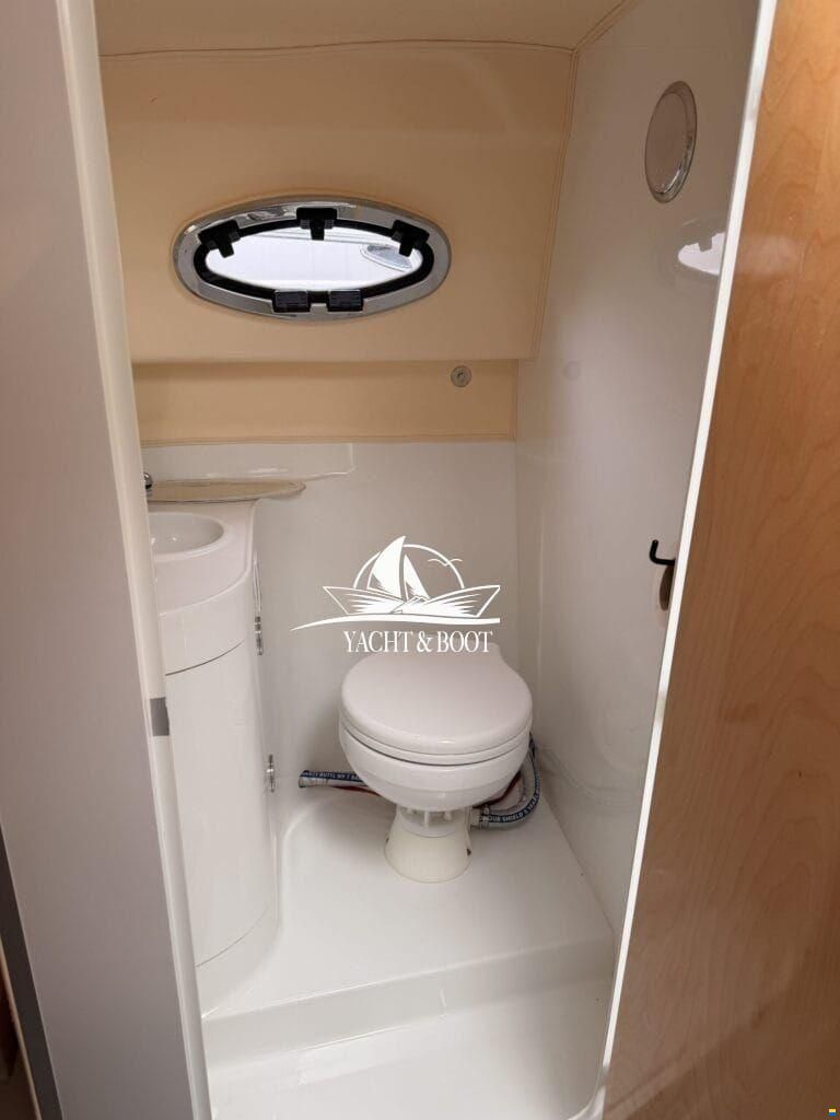 Aqualine 690 Cabin