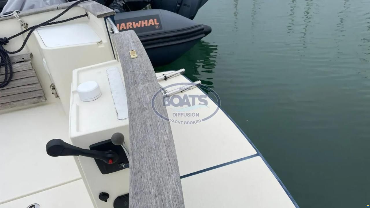Rh&eacute;a 730 Fishing