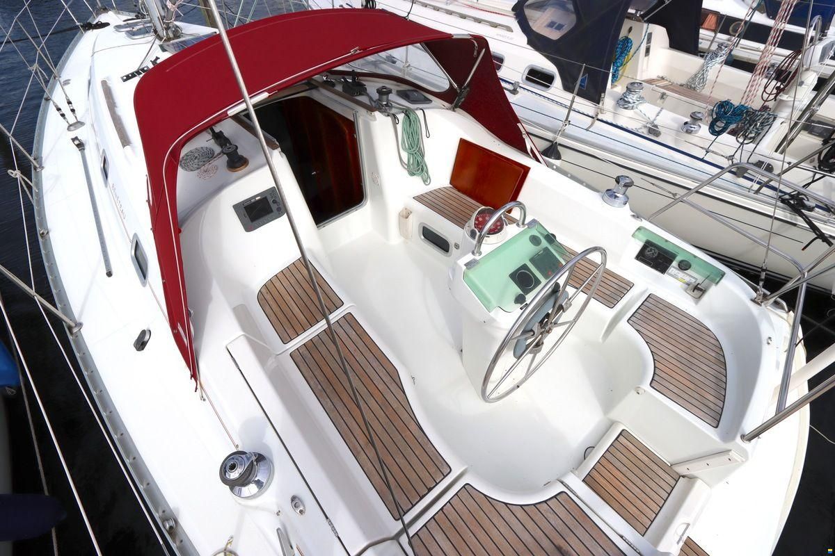 Beneteau Oceanis Clipper 331 Lifting keel