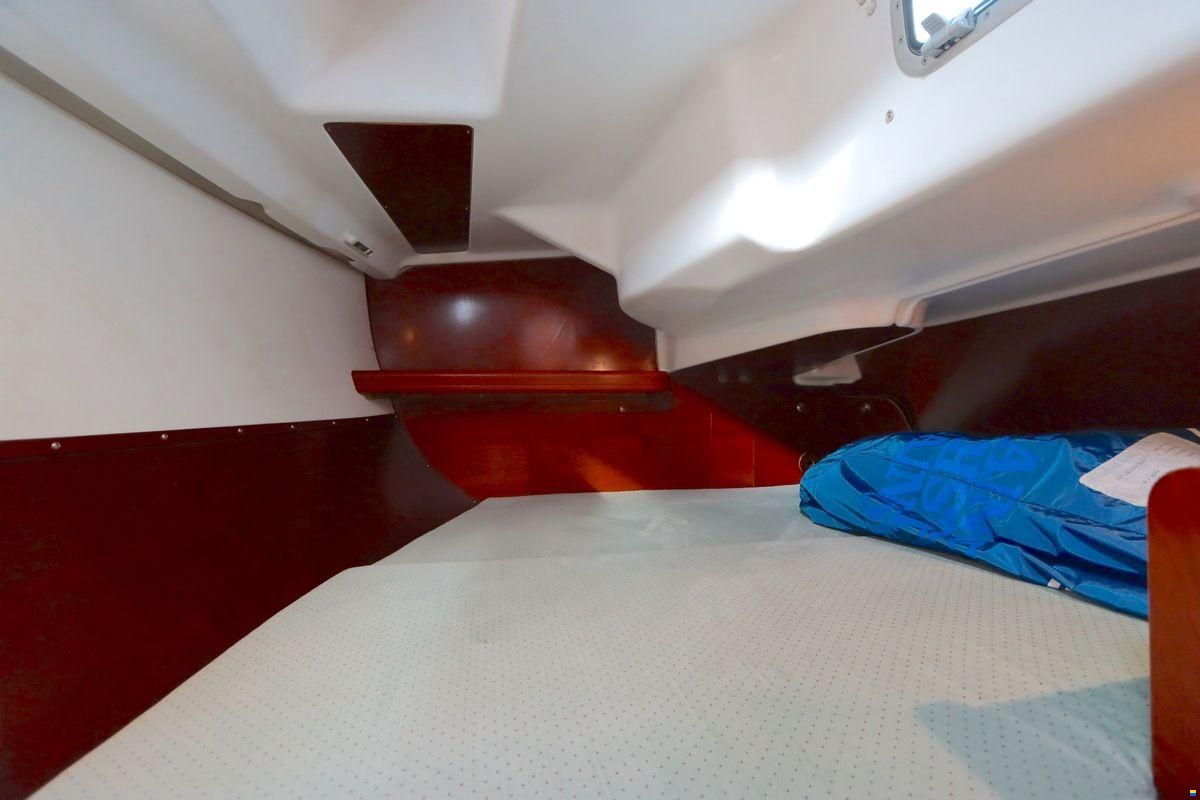 Beneteau Oceanis Clipper 331 Lifting keel