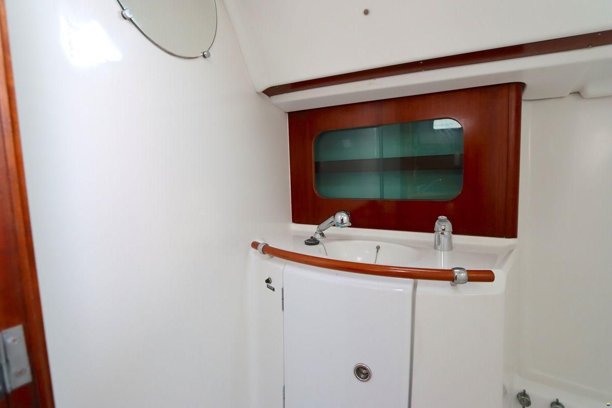 Beneteau Oceanis Clipper 331 Lifting keel