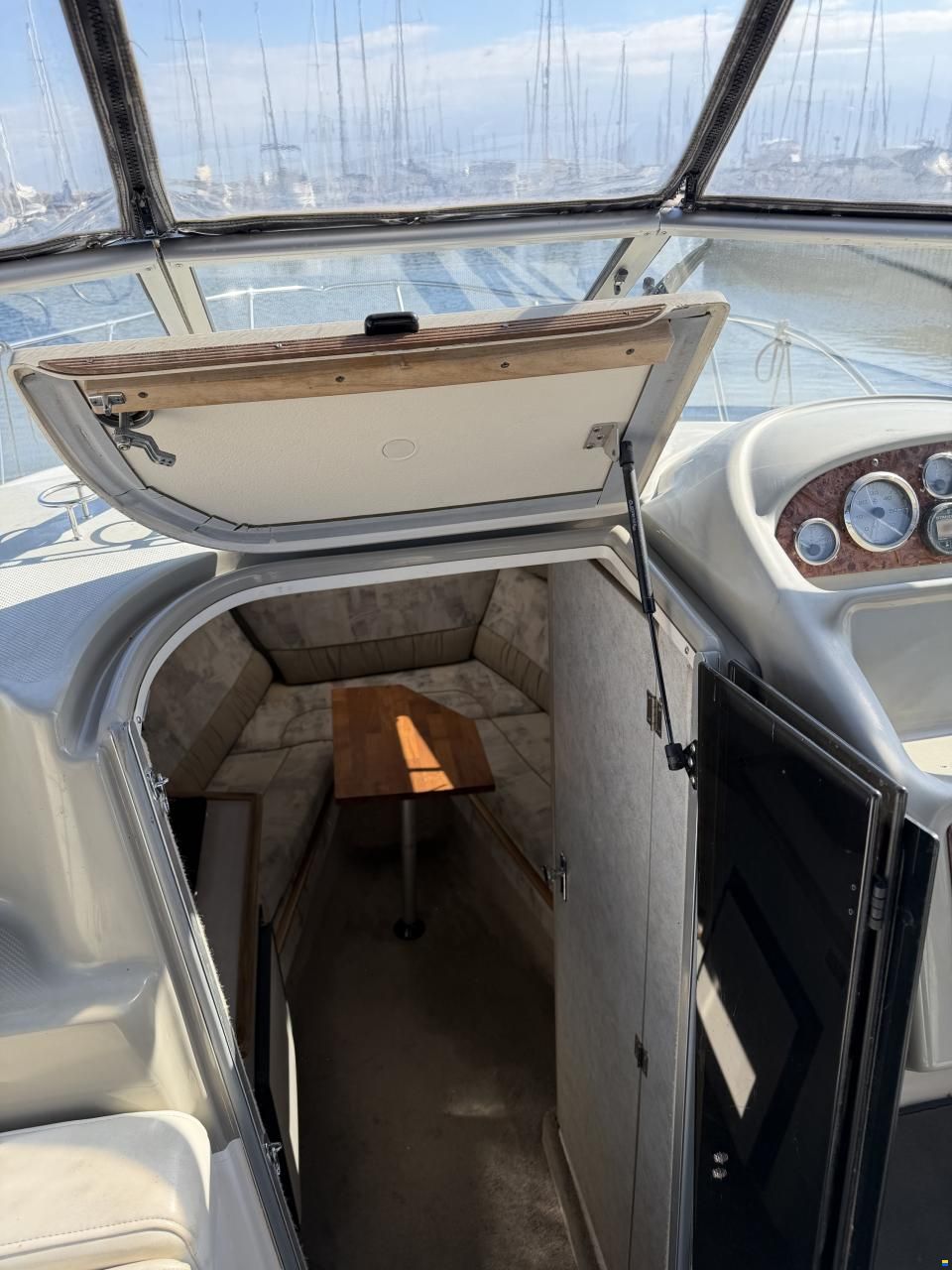Bayliner 2355