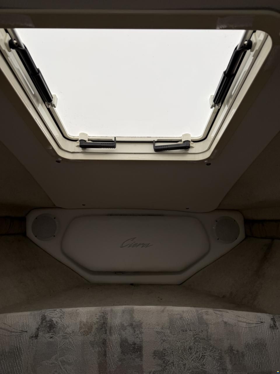 Bayliner 2355