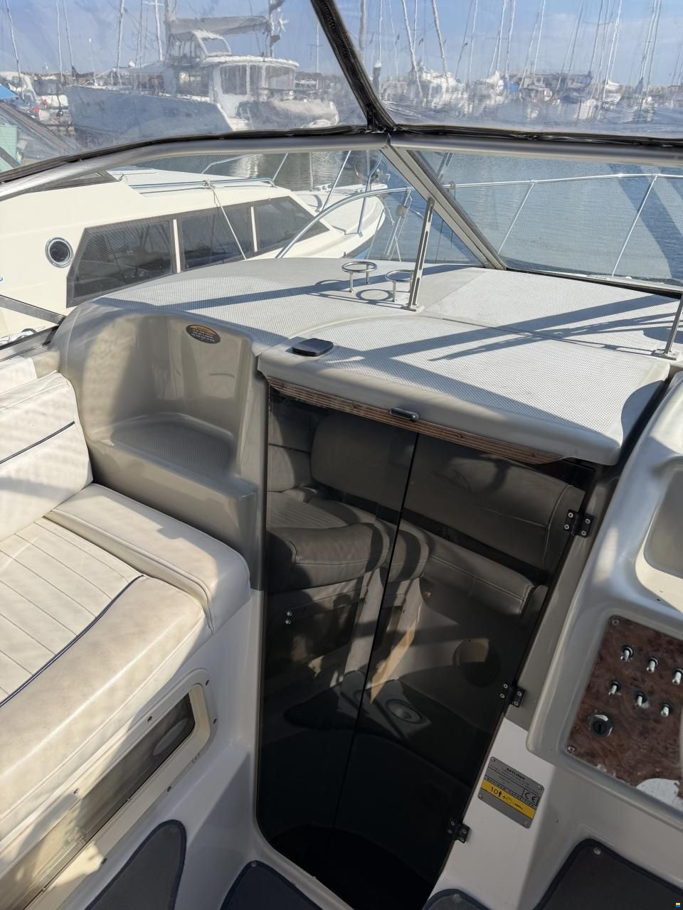 Bayliner 2355