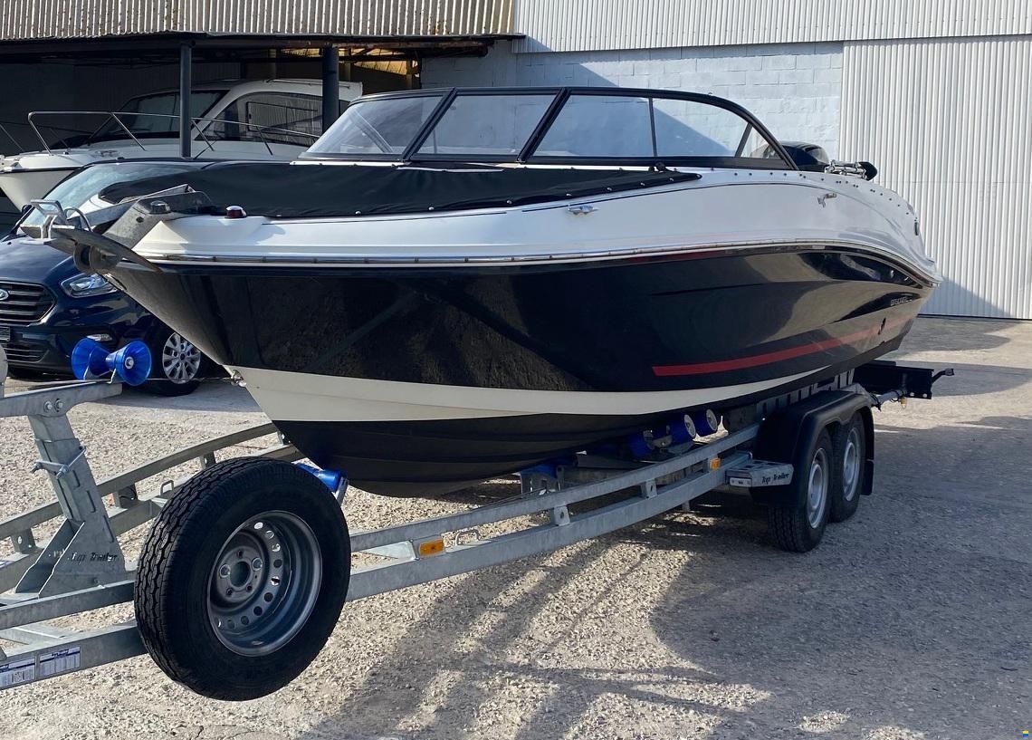 Bayliner VR6