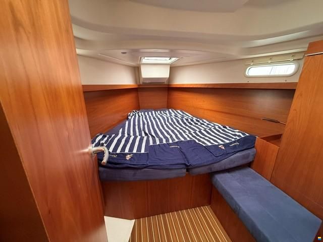 Hanse 385