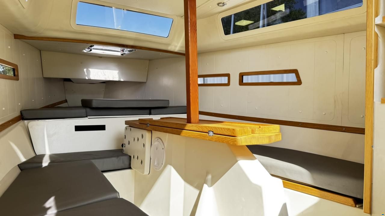Swallow Yachts Coast 250