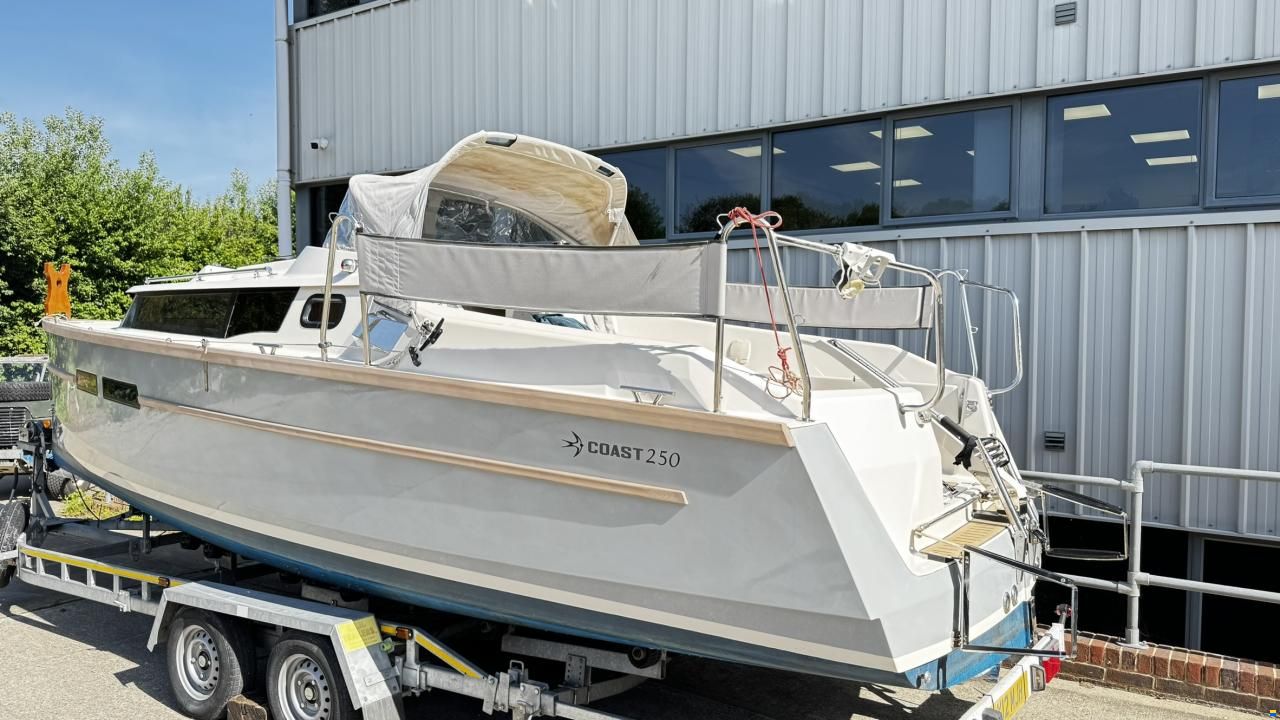Swallow Yachts Coast 250