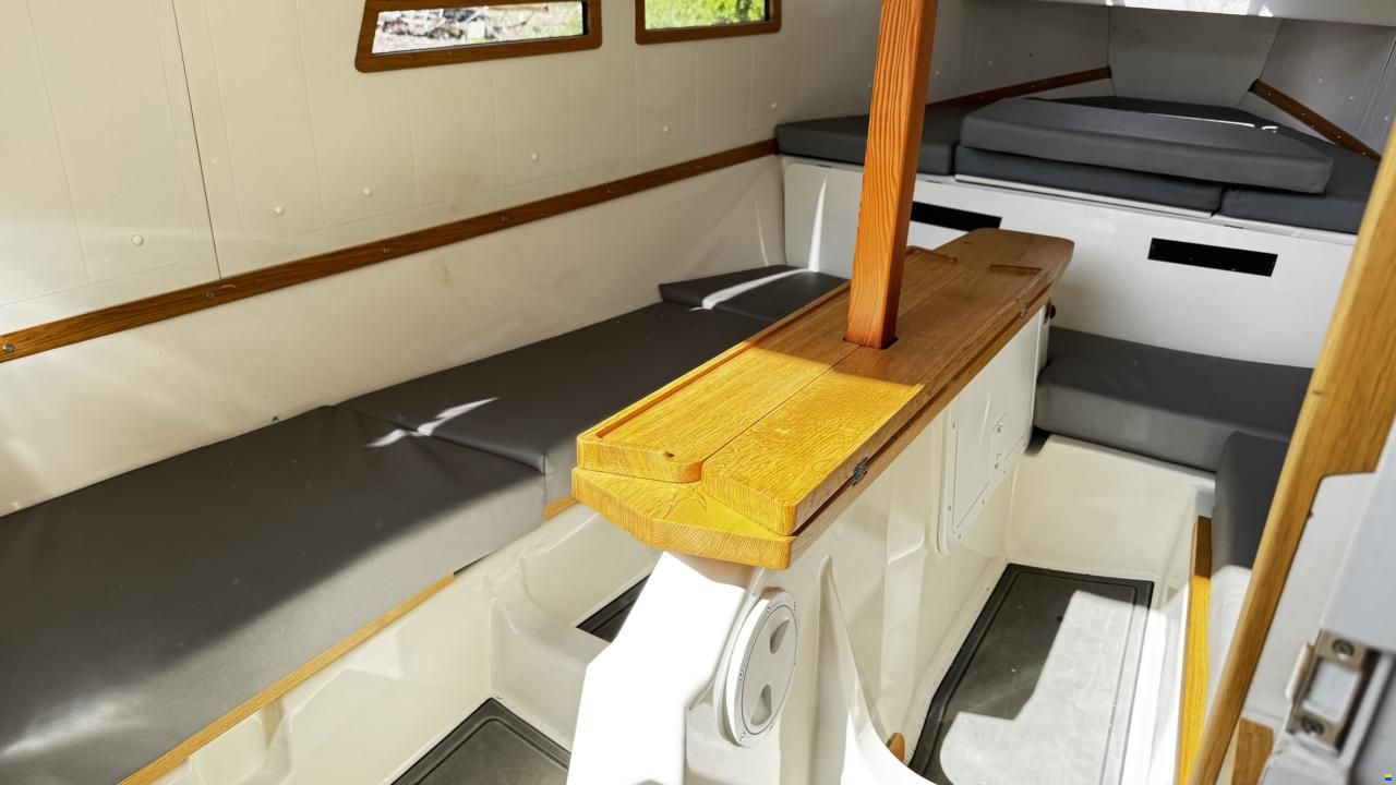 Swallow Yachts Coast 250