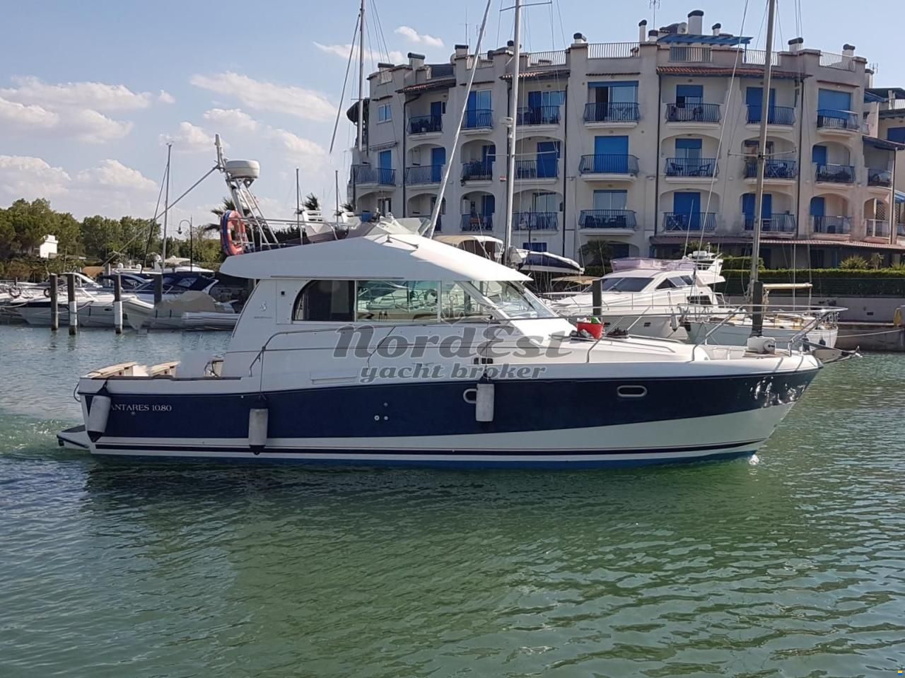 Beneteau Antares 10.80