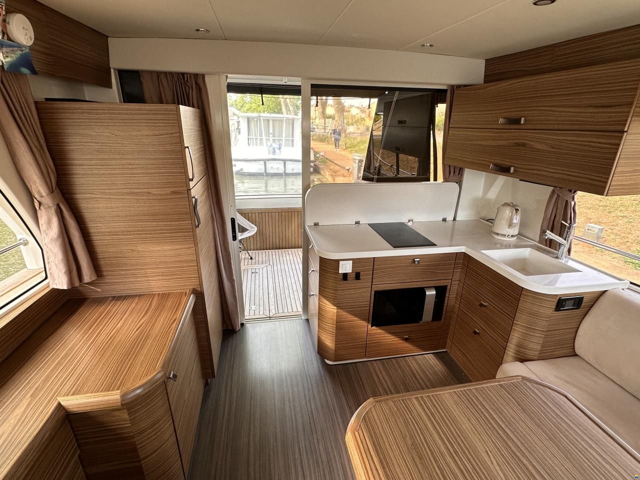 Greenline 40 Hybrid