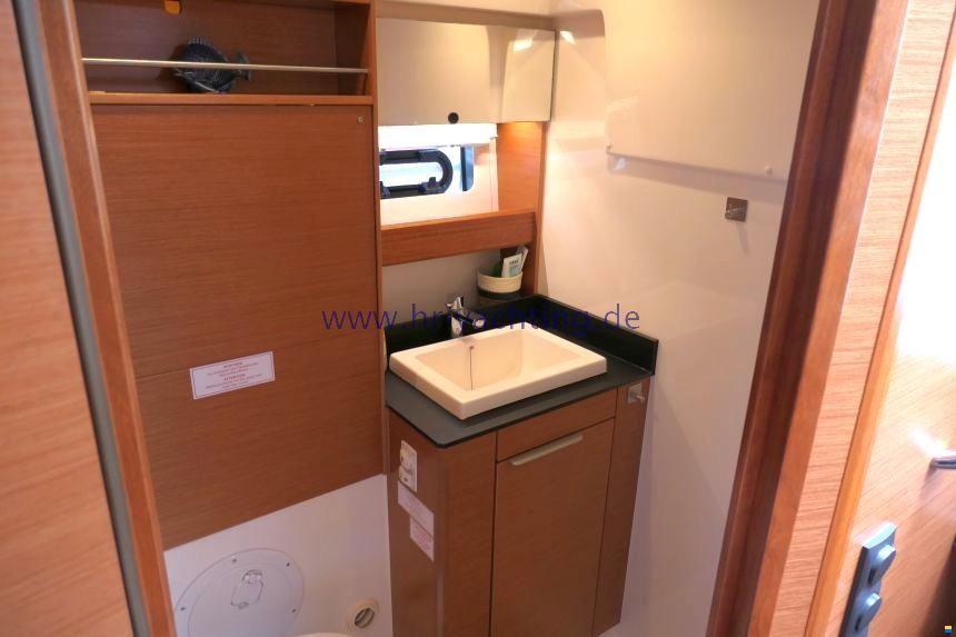Bavaria 360 HT
