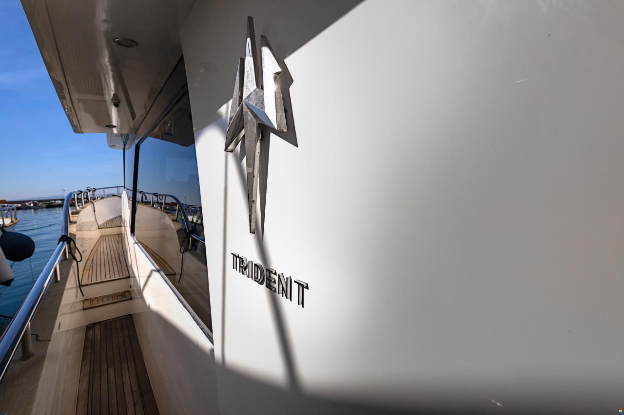 Outer Reef Trident 620