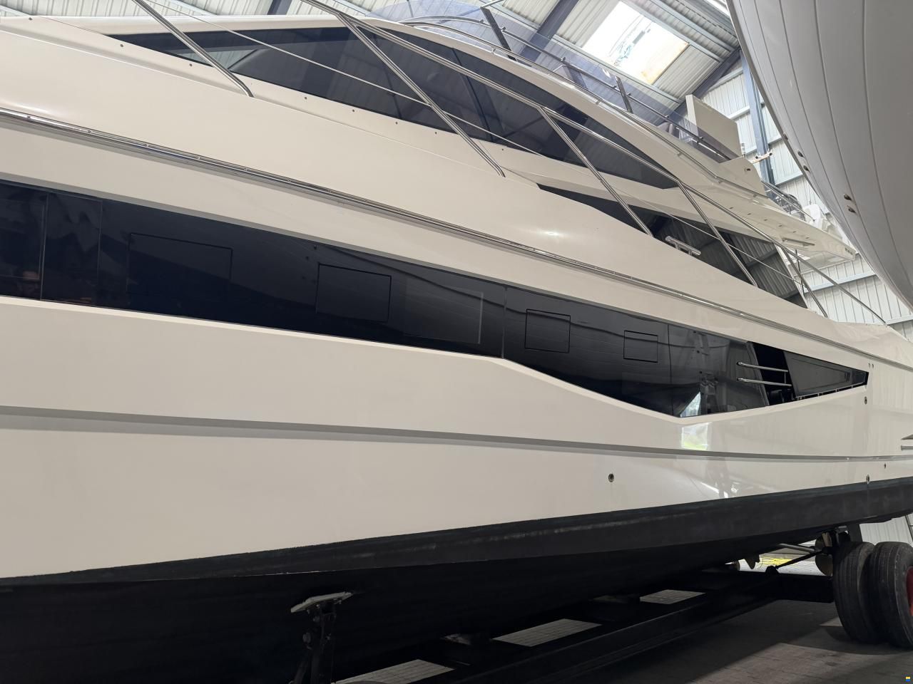 Galeon 550 Fly