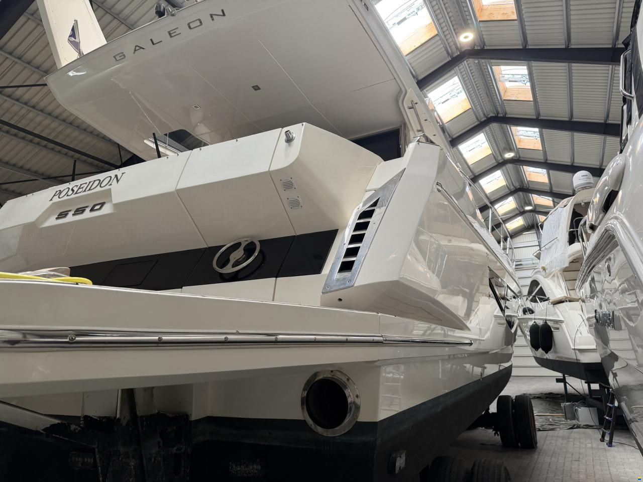 Galeon 550 Fly
