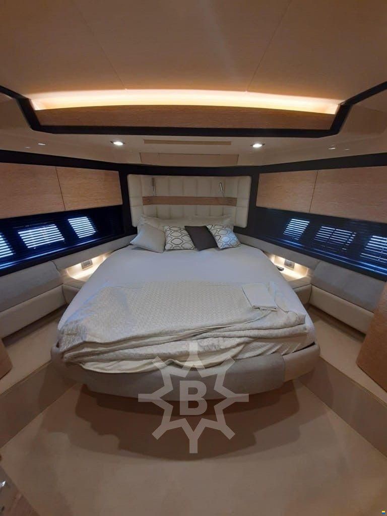 Azimut 64 Flybridge