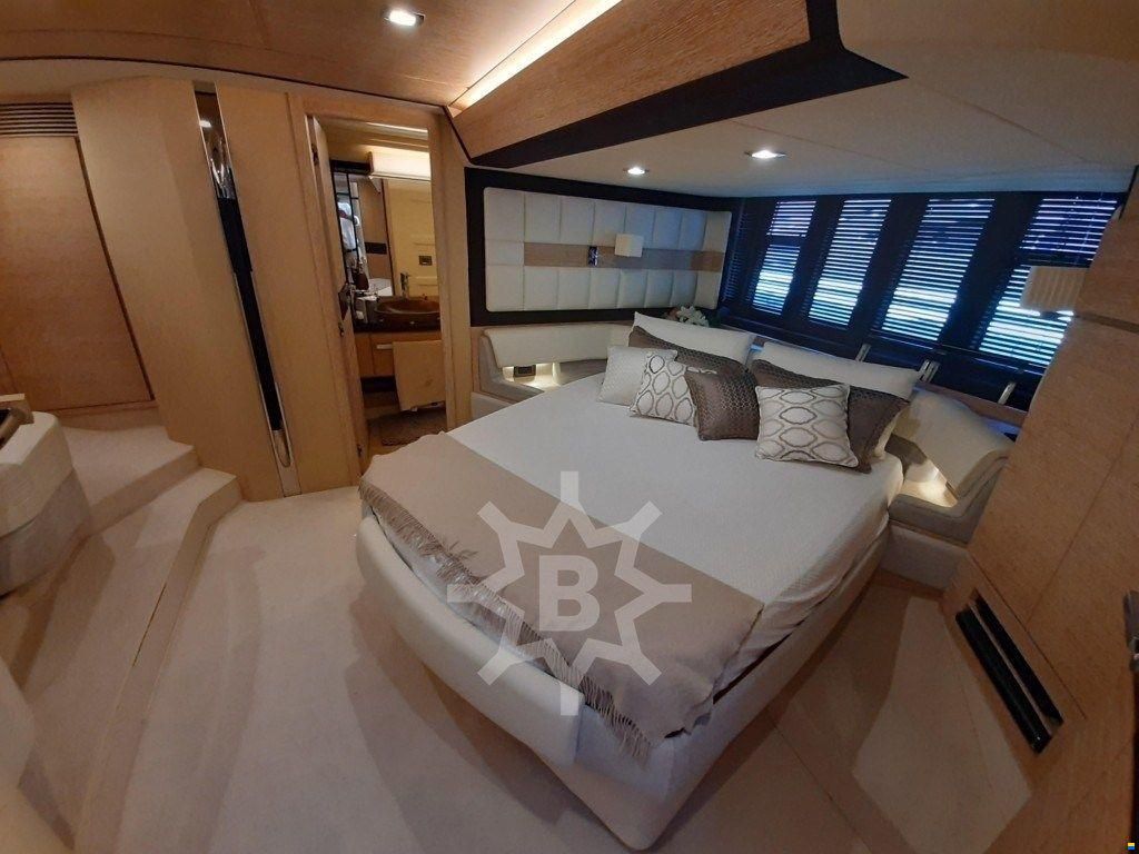 Azimut 64 Flybridge