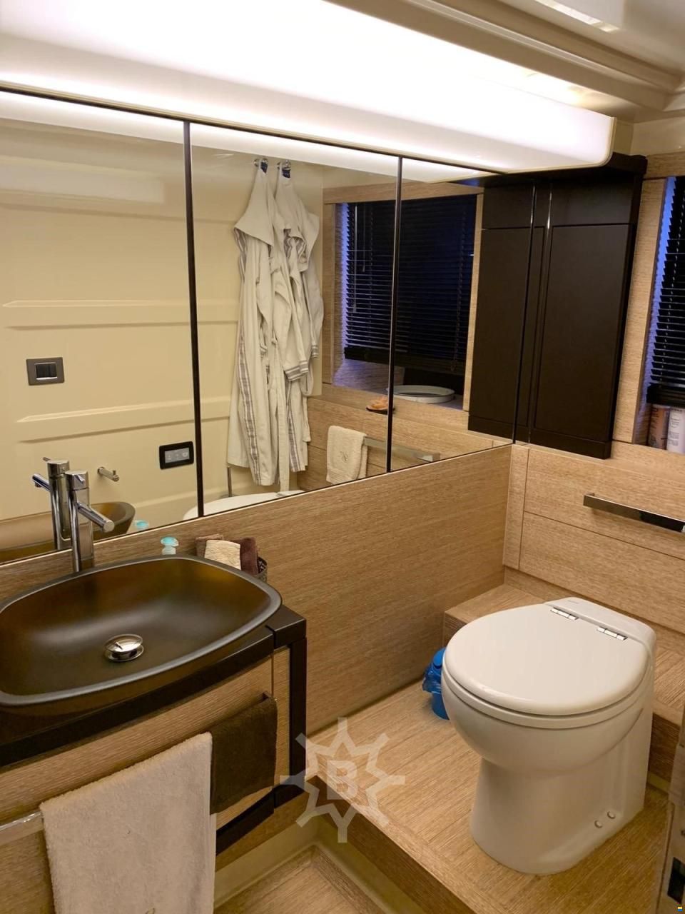 Azimut 64 Flybridge