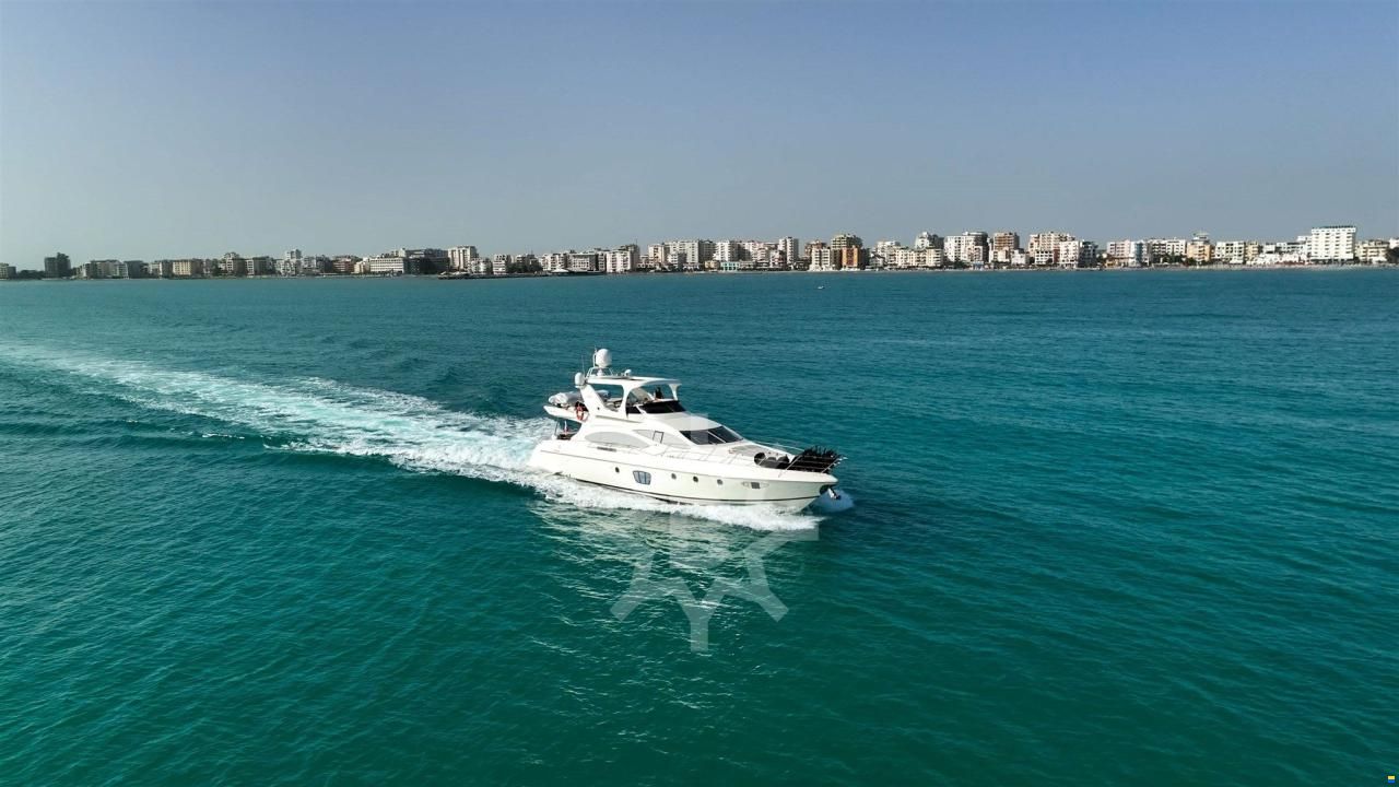 Azimut 68 EVO