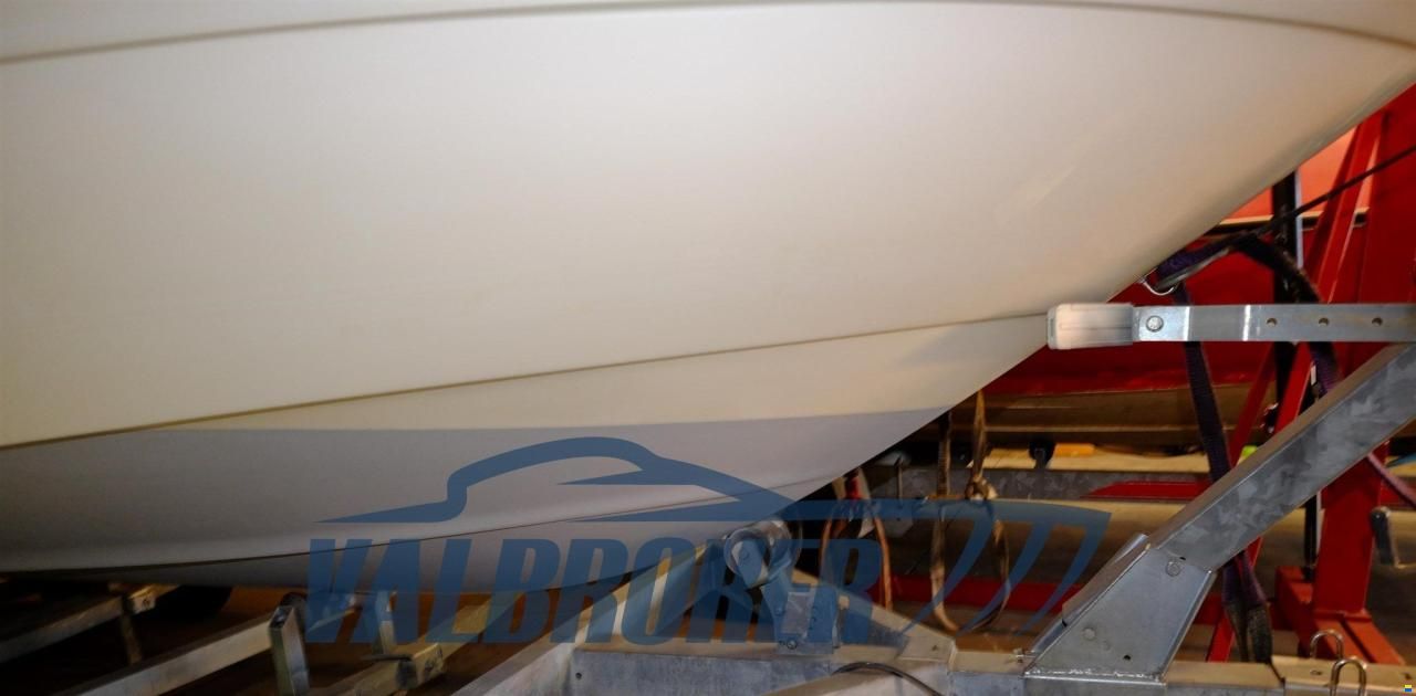 Sea Ray 200 SR
