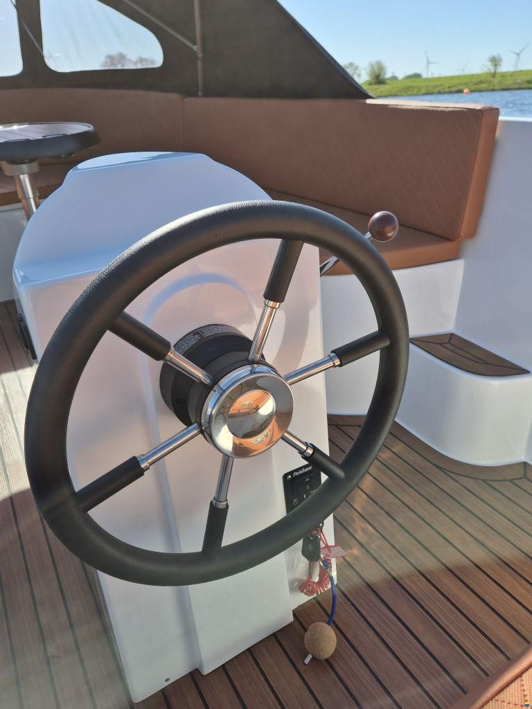 Reitdieper 565 tender