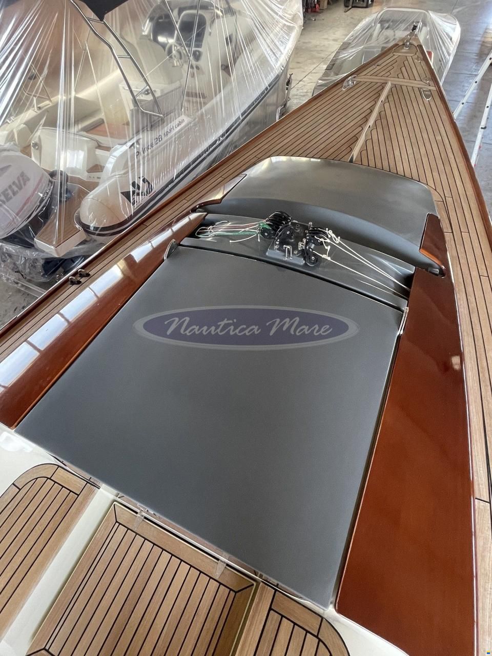 Latitude 46 TOFINOU 8