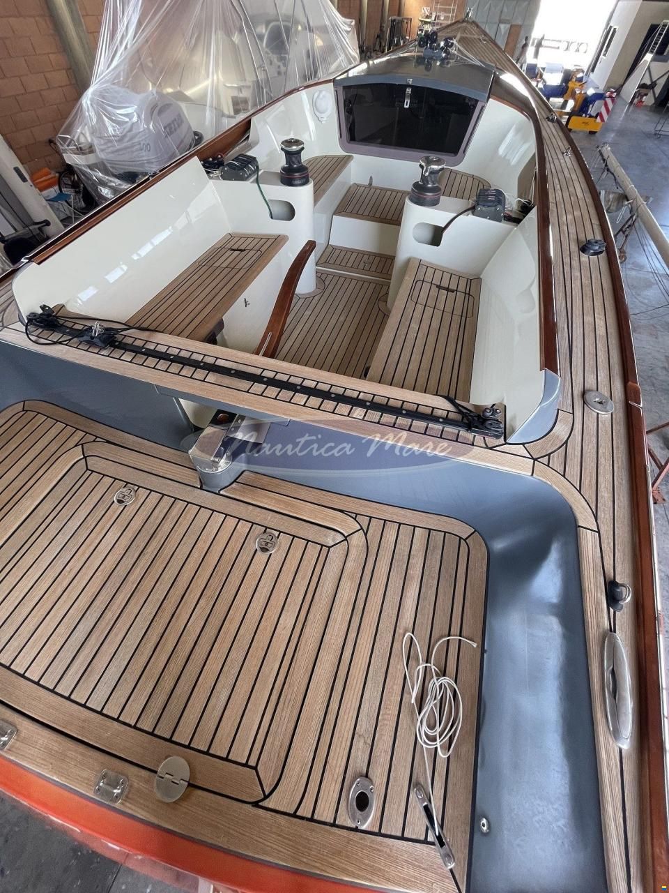 Latitude 46 TOFINOU 8