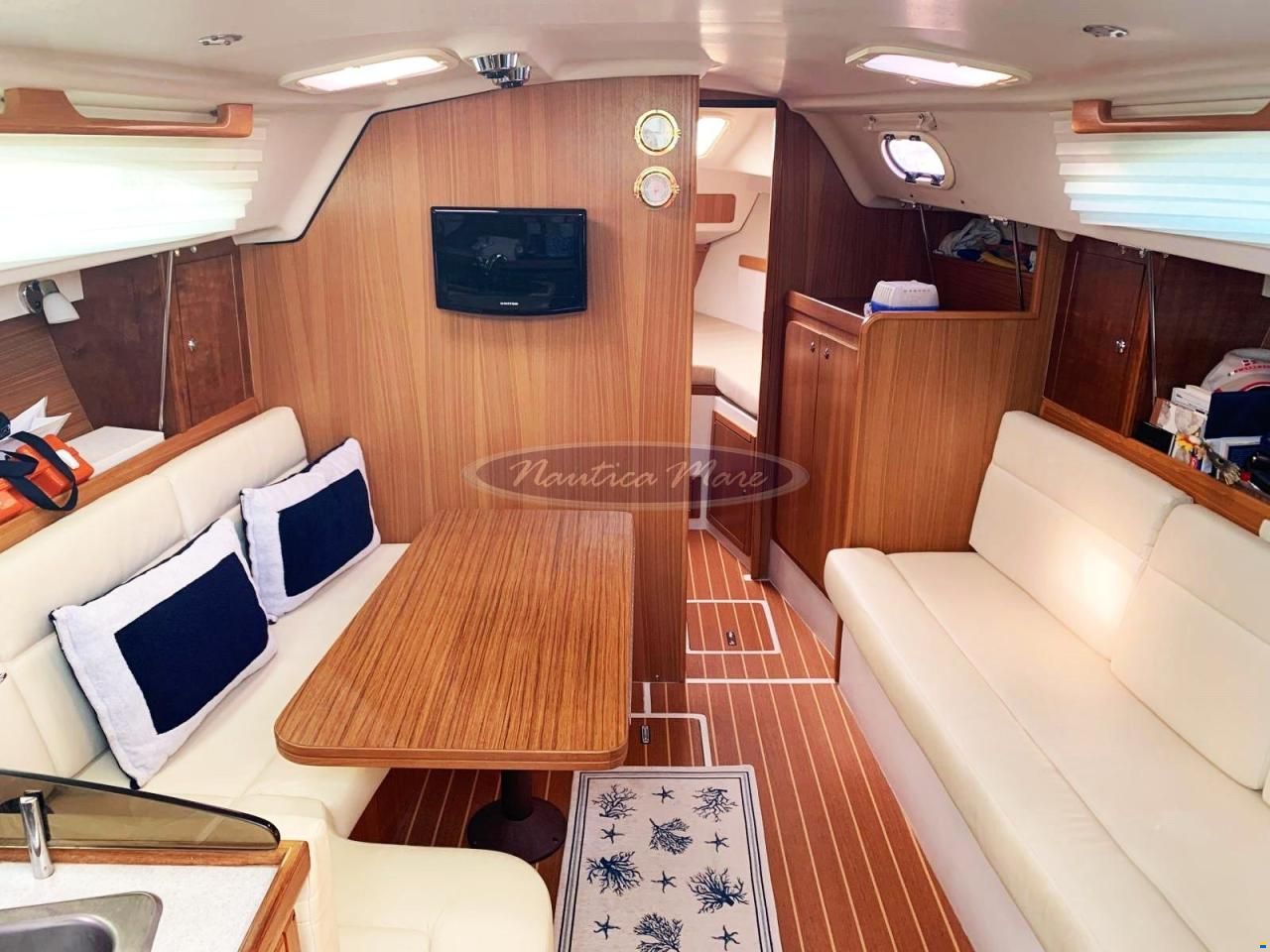 Catalina 309