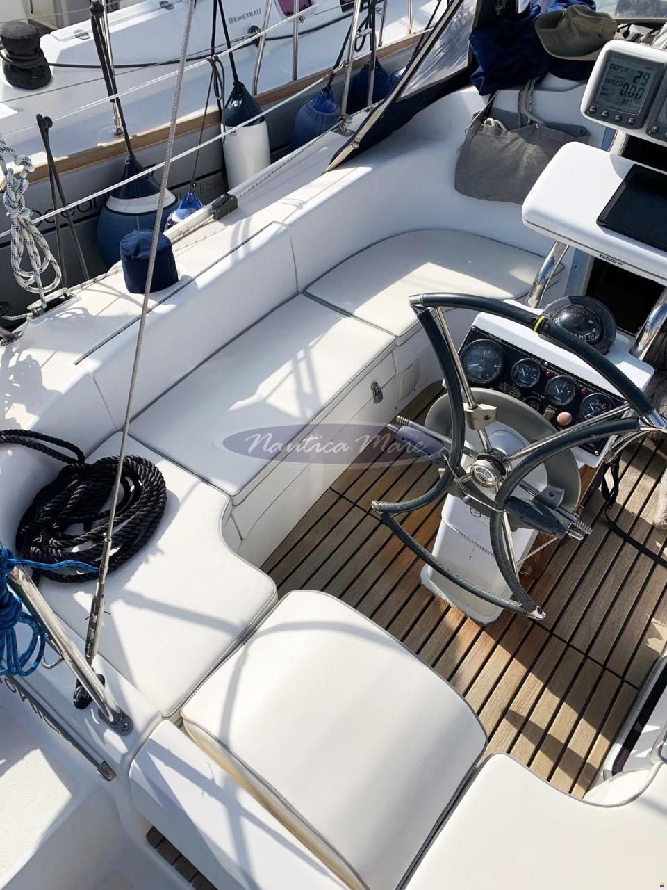 Catalina 309