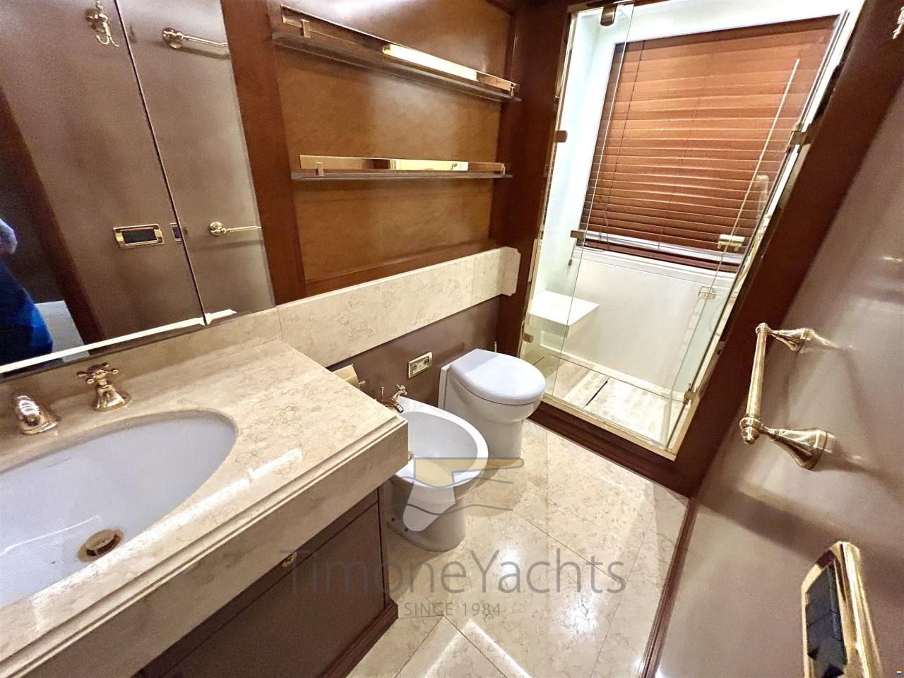 Benetti Delfino 93'