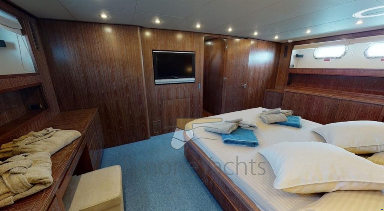 Cantieri di Pisa AKHIR 85