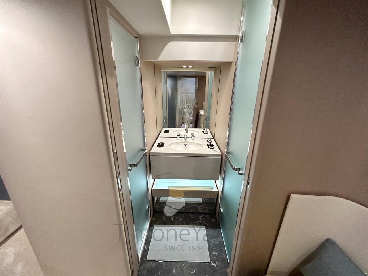 Azimut 68 flybridge