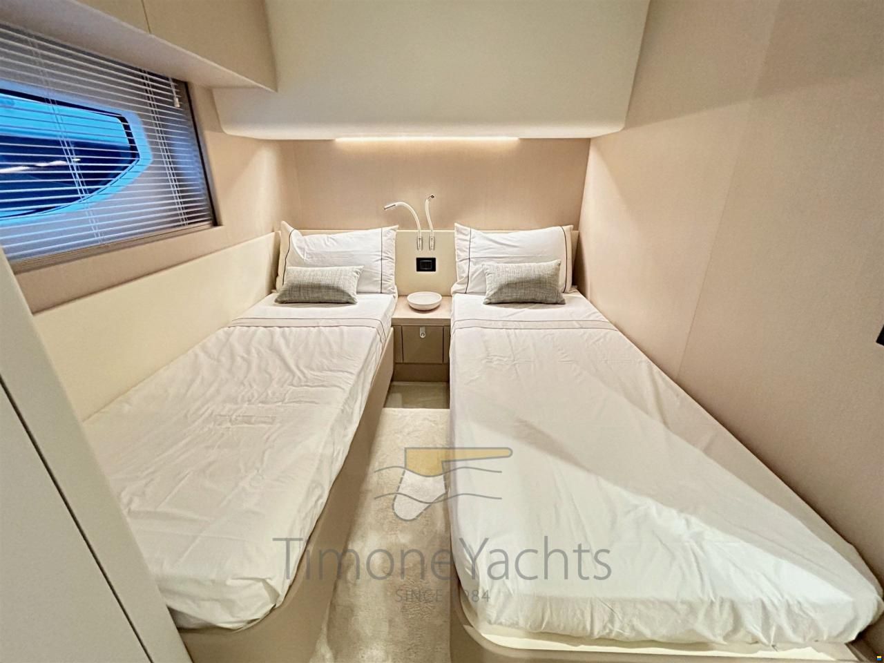 Azimut 68 flybridge