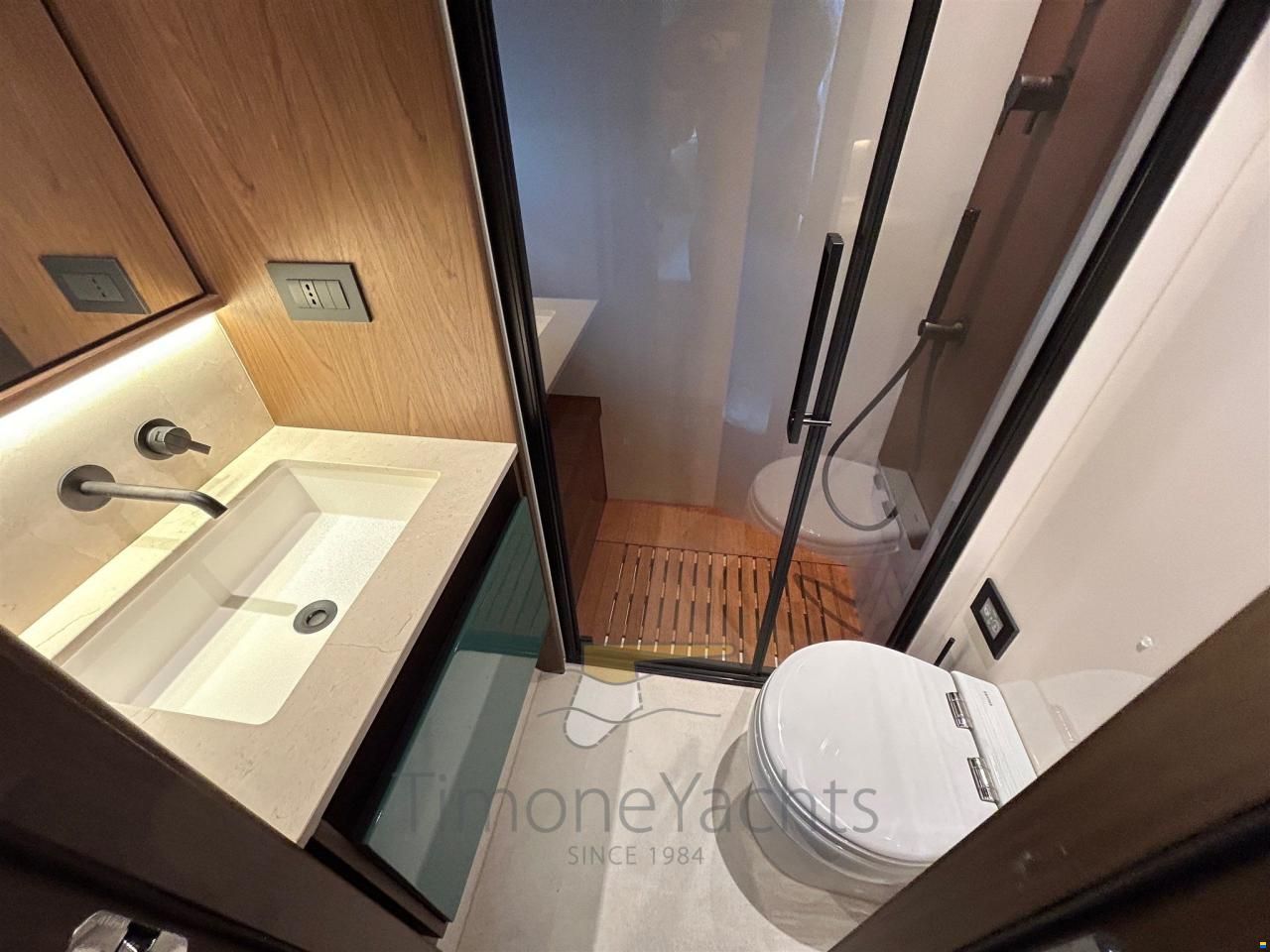 Azimut 72 Fly