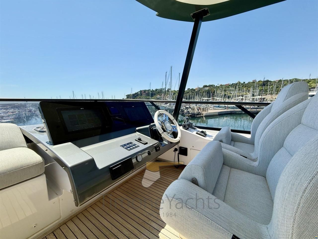 Azimut 72 Fly