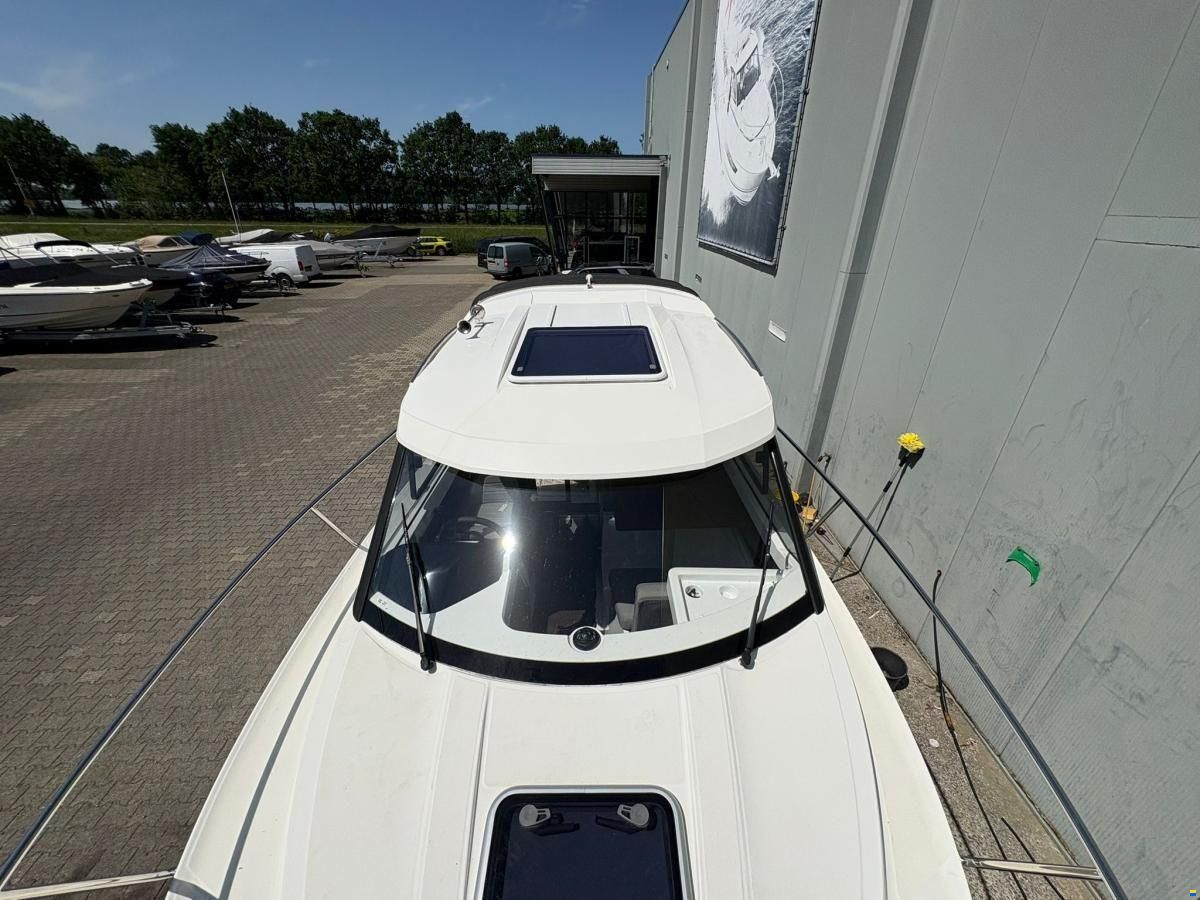 Jeanneau Merry Fisher 695