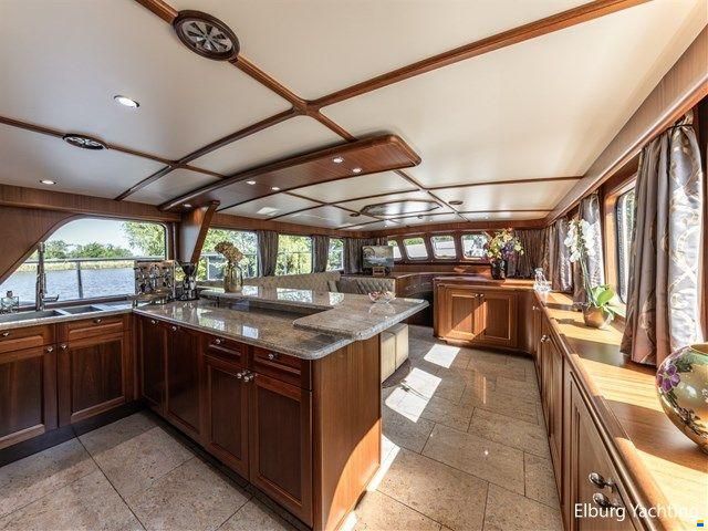 Feadship Classic 80ft - MY Spirit of Fre