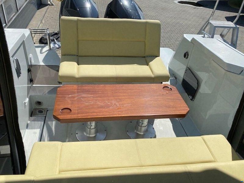 XO Boats DFNDR 9
