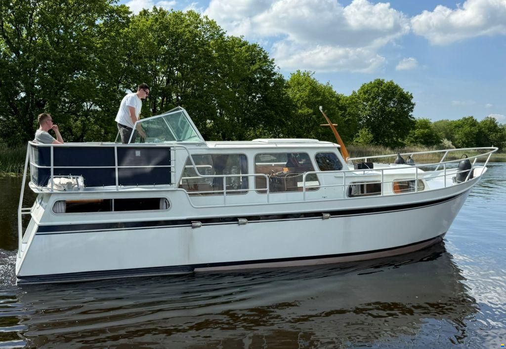Hoekstra kruiser 1100
