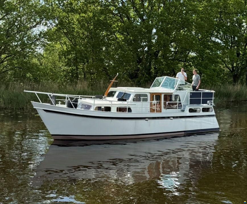 Hoekstra kruiser 1100