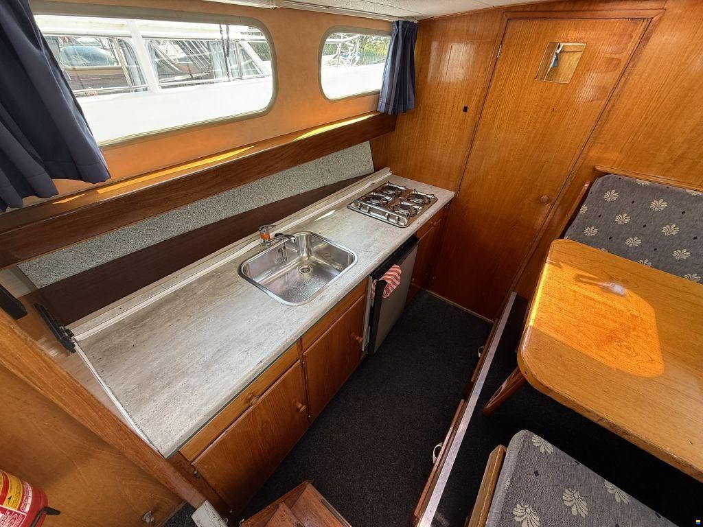 Hoekstra kruiser 1100