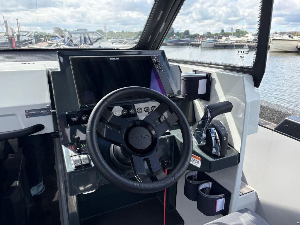 XO Boats DFNDR A8