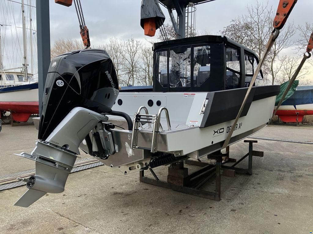 XO Boats DFNDR A8