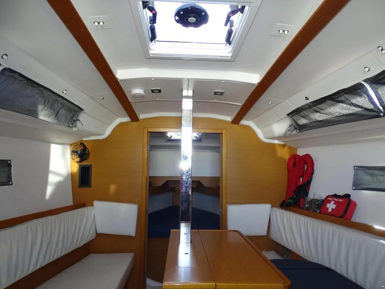 Jeanneau Sun Odyssey 349