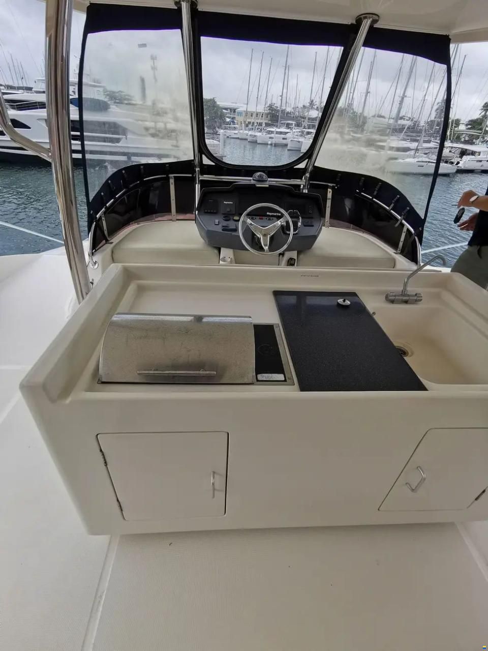 AQUILA 48
