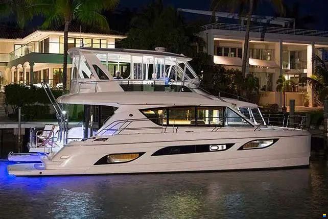 AQUILA 48