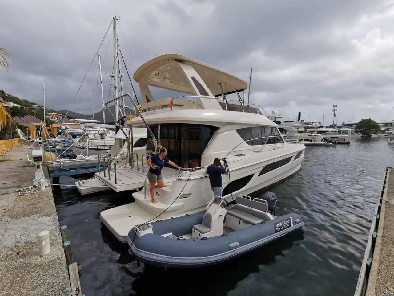 AQUILA 48
