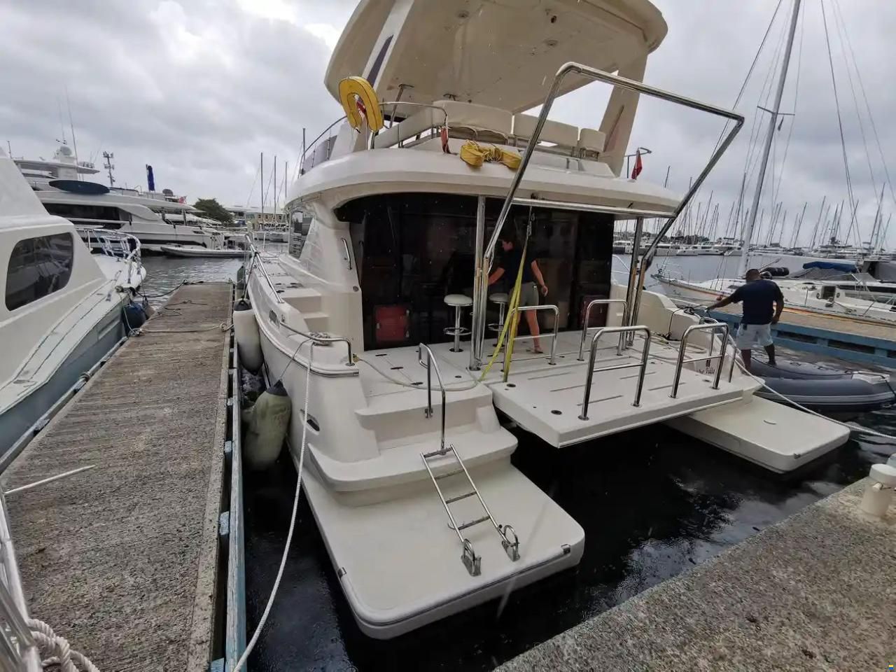 AQUILA 48