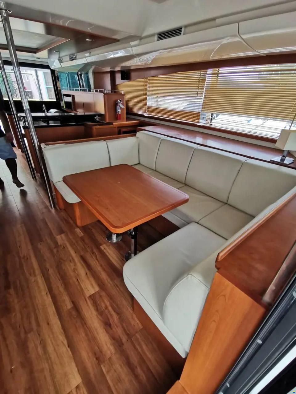 AQUILA 48